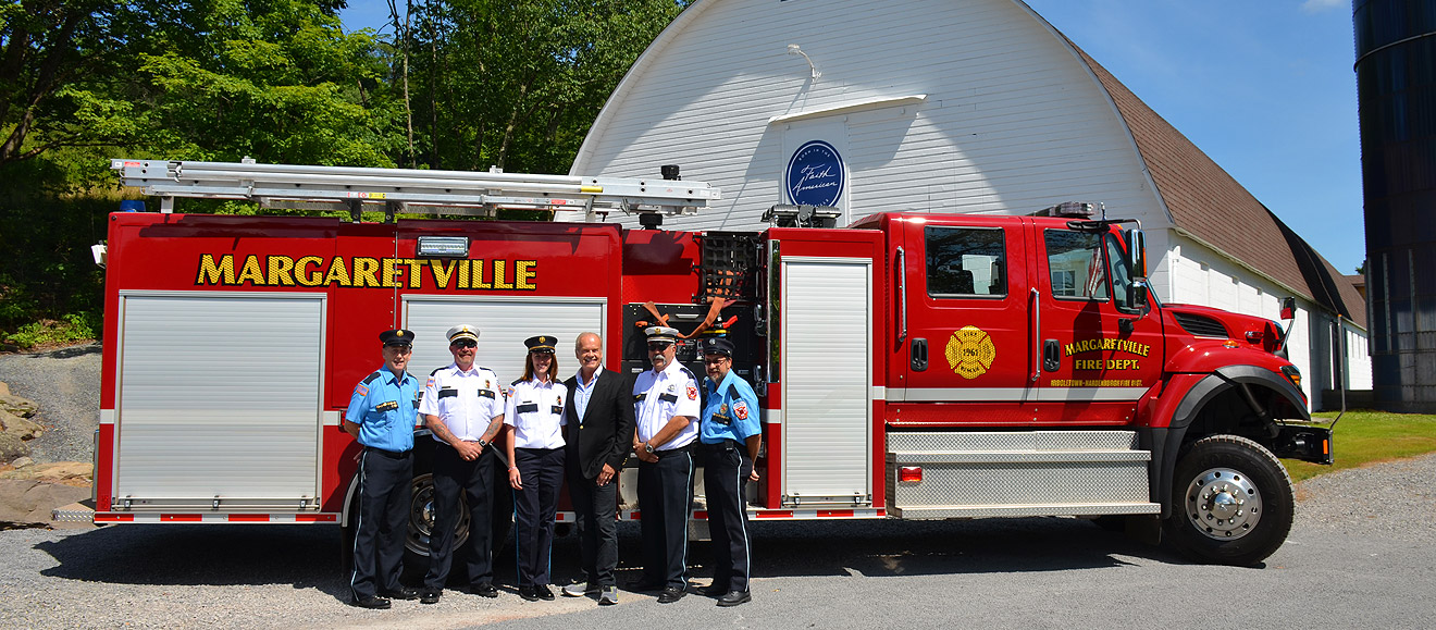 Kelsey Grammer with members of the Margaretville Volunteer Fire Department